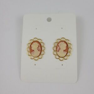 Elegant Gold and Cream Cameo Earrings